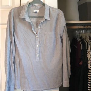Old navy grey and white half button down